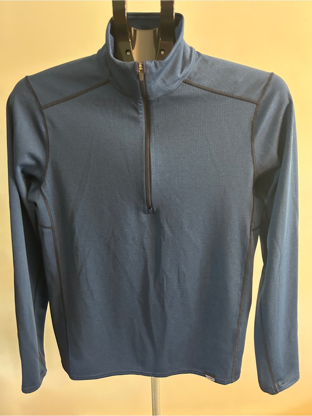 Patagonia Men's Blue Half-Zip Long-Sleeve Capilene Baselayer Pullover